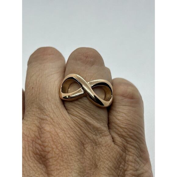 NWT Steel Time Stainless Steel Gold Tone Infinity Ring Size 7 - Picture 6 of 7